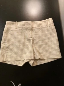 ANN TAYLOR LOFT MARISA Women's Shorts White w/ Yellow Polka Dots SIZE 4 - Picture 1 of 4