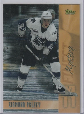 Zigmund Palffy 1998-99 Topps Mystery Finest Gold - Image 1 of 2