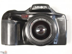 SET: Minolta Spiegelreflexkamera Dynax 7xi + Objektiv AF 35-70 Macro lens 1:4 - Bild 1 von 8