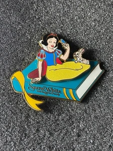 Disney WDI D23 Expo 2017 Storybook Collection Prinzessin Schneewittchen LE 250 Pin - Bild 1 von 5