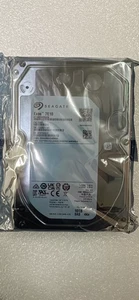 ST10000NM003B Seagate Exos 7E10 10TB 3.5'' 4Kn SAS 12GB/s 7.2K Hard Drive HDD - Picture 1 of 3