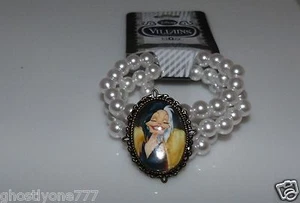 Cruella de ville cameo bracelet Villain from 101 Dalmatians Disney faux pearl  - Picture 1 of 6