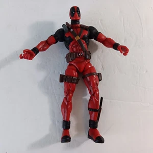 Diamond Select Toys Modellino Marvel Select 7 1/2" Deadpool - Foto 1 di 7