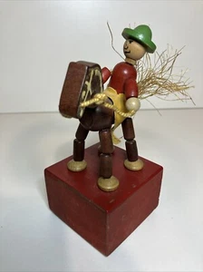 Vintage 1940er Wakouwa der Reiter Cowboy auf Pferd Druckknopf Puppe Holzspielzeug - Bild 1 von 7