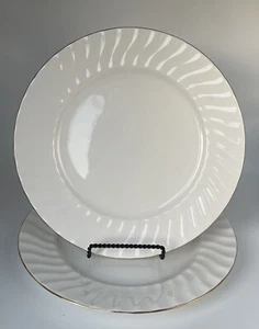 Vintage Churchill CCH58 Dinner Plate 11” Bone China White Gold Trim Set Of 2 - Picture 1 of 6