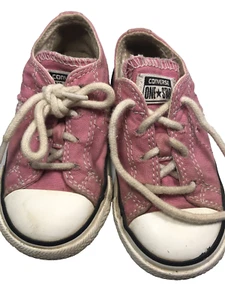 Converse All-Star Toddler Size 6 Sneaker Infant Shoe Tennis Shoes Pink - Picture 1 of 12
