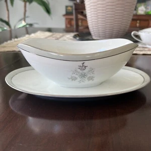 Noritake, LUCILLE, Gravy Boat - Picture 1 of 3