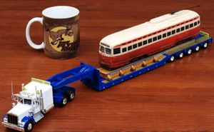 Juego de 2 piezas de tranvía 1/50 CORGI Kenworth W925 PCC en 5 ejes Lowboy Tyler and Sons - Imagen 1 de 8