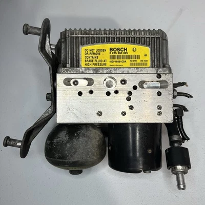2003-2006 MERCEDES BENZ E320 E350 E500 ABS BRAKE PUMP HYDRAULIC SBC ANTI LOCK - Image 1 of 4