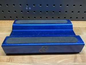 Soporte de coche RC de aluminio azul - Imagen 1 de 5