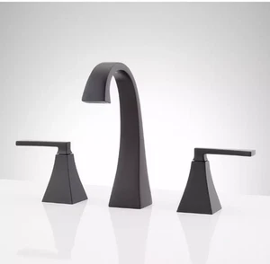 Nuovo bordo vasca romano Vilamonte nero opaco due manici di Signature Hardware - Foto 1 di 2