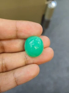AN EXCELLENT AND VERY BEAUTIFUL GREEN CHRYSOPRASE 22.11 cts OVAL SHAPE - Picture 1 of 4
