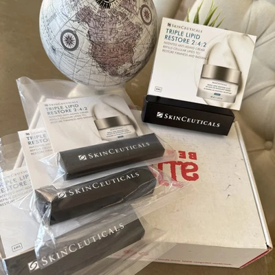 SkinCeuticals Triple Lipid Restore 2:4:2 样品尺寸 4 x 4 毫升 / 0.13 盎司管 — 第 1/3 张图片