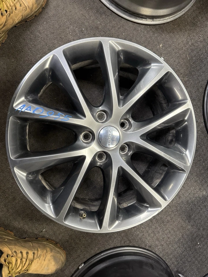 (3) 20" DODGE DURANGO WHEELS RIM OEM 2011-2020 20x8 - Image 1 of 4