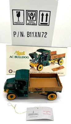 Franklin Mint   1916 Mack Green & Yellow AC Bulldog Flatbed  1/32   Die-Cast - Image 1 of 4