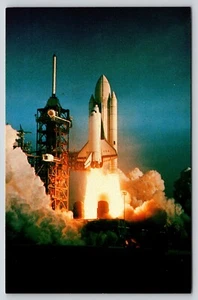 Postcard NASA Kennedy Space Center Space Shuttle Columbia Flies Launch 1981 - Picture 1 of 2