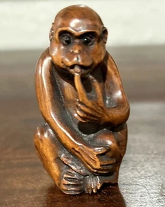 Netsuke Monkey Kikazaru Carving Tsuge Sagemono Japanese Amulet Antique - Picture 1 of 12