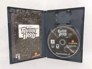 Guitar Hero Sony PlayStation 2 Microsoft 2005 Videogioco 2 Giocatori Rock Star Fun - Foto 1 di 10