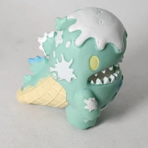 Unbox Industries Dino von Ziqi Ice Cream Dino - Bild 1 von 10