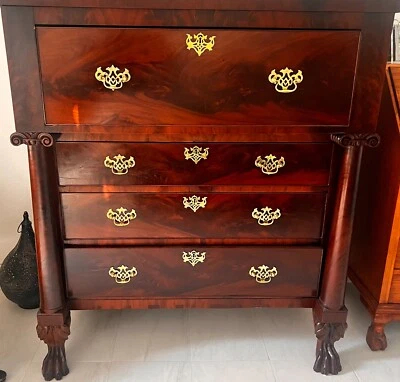 Gorgeous Antique American crotch mahogany 5 drawer dresser chest, circa 1850's - Image 1 of 4