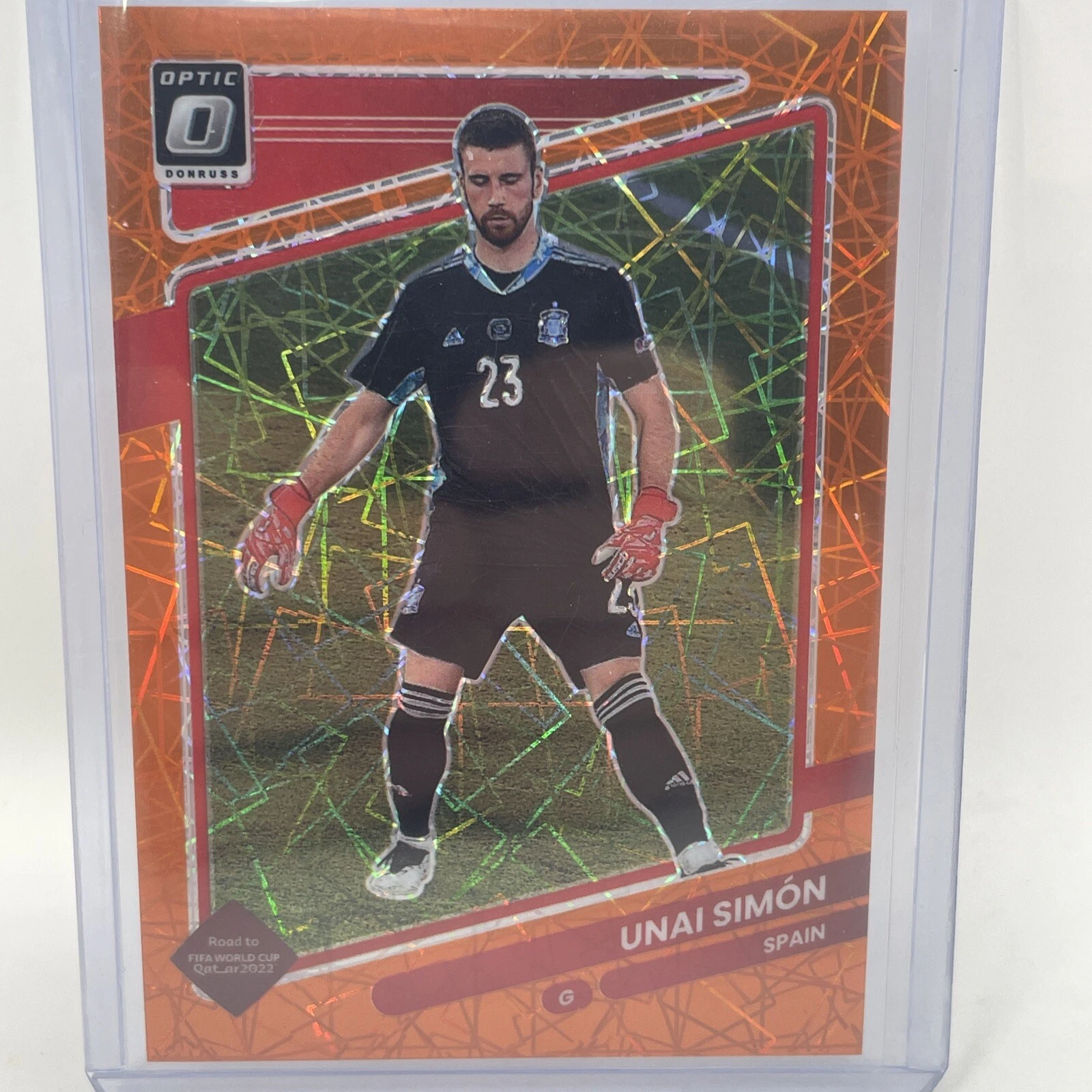 2021-22 Donruss Soccer Qatar Unai Simon Optic Orange Velocity Prizm - Spain /49