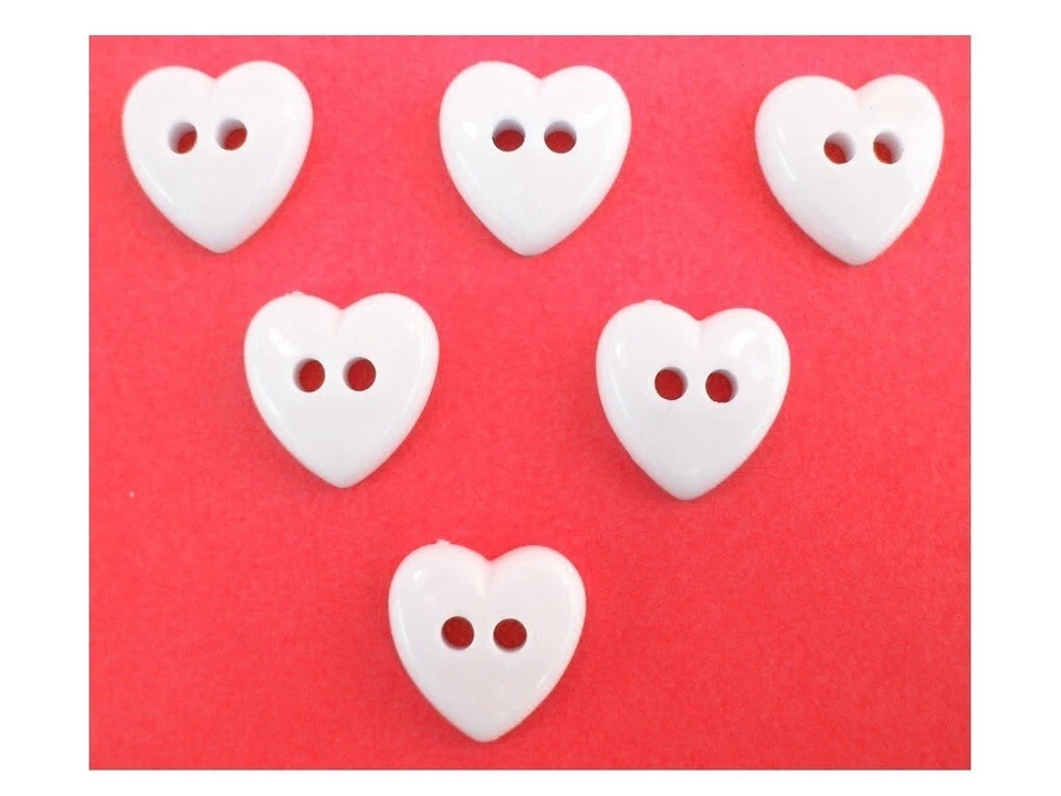 LOT 6 BOUTONS : coeur blanc 17*16mm (01) - Photo 1/1