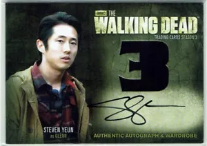 The Walking Dead Season 3 Part 1 Autograph Wardrobe AM1 Steven Yeun as Glenn - Picture 1 of 2