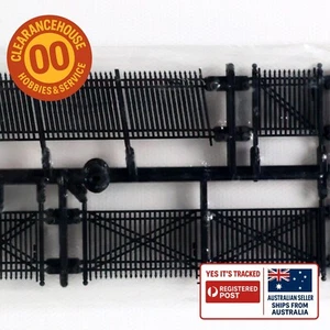 NEW Great Western Railways FENCING Ramps and Gates (spear head type) OO SCALE - Picture 1 of 4