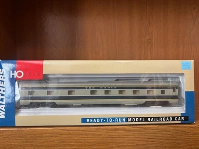 WALTHERS 932-15202 "The Eagle" PRR 10-5 Sleeper Preowned Excellent - Image 1 of 4