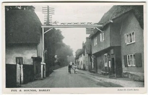 BARLEY, THE FOX AND HOUNDS - Hertfordshire Postcard - Picture 1 of 2