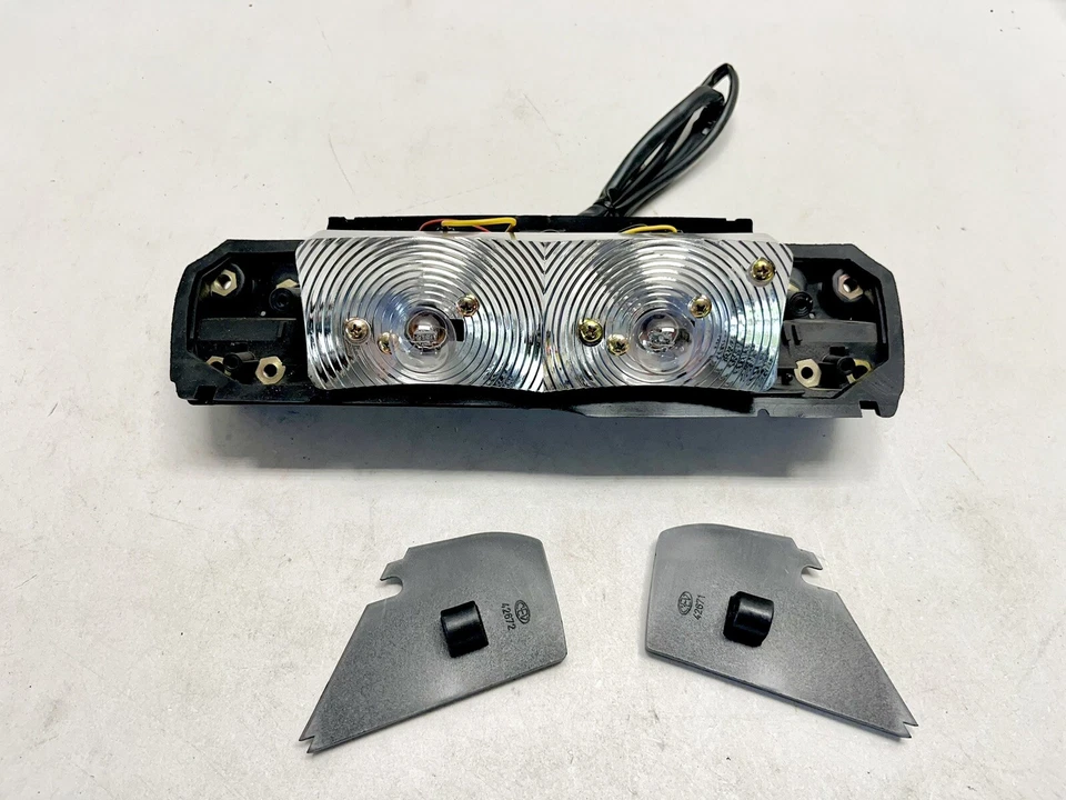 New Genuine  Ducati PASO 907 IE Tail Brake Light Assembly No Lens 52540041A - Image 1 of 4