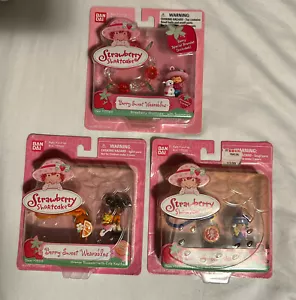 Vintage Strawberry Shortcake Berry Sweet Wearables Lot X3 W/ Rare Berry Bracelet - Picture 1 of 8
