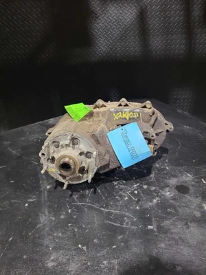 82-83 Cherokee Transfer Case - Image 1 of 4