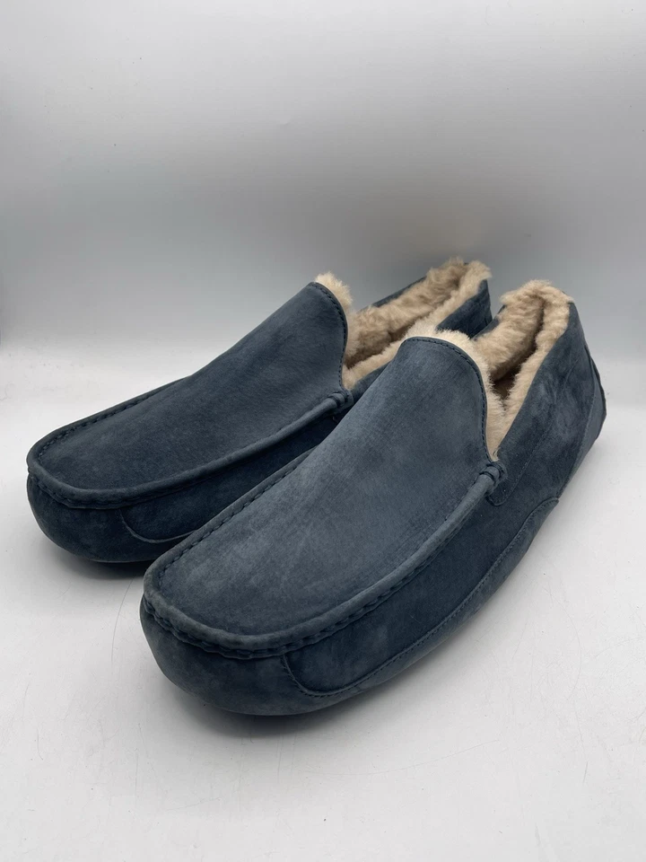 全新 UGG 蓝色 Ascot 麂皮绒懒人鞋 乐福鞋 莫卡辛拖鞋 男式 尺码 18 / EU 52 — 第 1/4 张图片