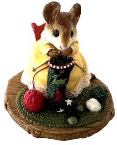 Wee Forest Folk " M-286 KNITTIN PRETY"( C) 2002 WP-RETIRED 2011 Mint W/WFF Box - Picture 1 of 7