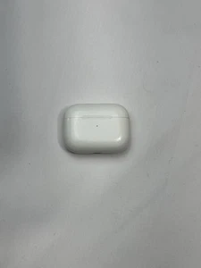 Apple AirPods Pro with MagSafe Wireless Charging Case - White - Photo 1 sur 4