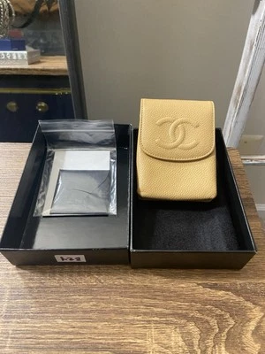 Chanel Caviar Beige Estuche Cigarrillo Bolsa Cosmética, Excelente Estado Con Caja Foto 1 de 4
