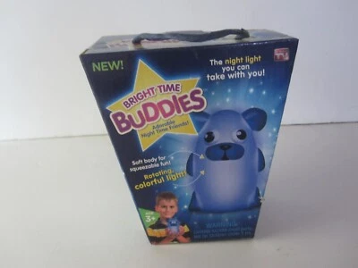 Luz nocturna Bright Time Buddies que puedes llevar contigo New Ages 3+ Foto 1 de 4
