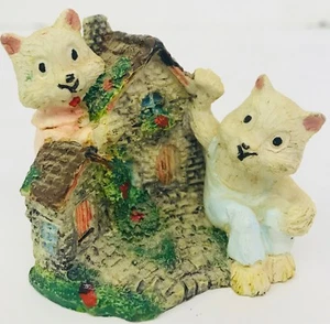 Cat Figurine 2 Cats At Home Whimsical Kitten Gray Boy Girl Reisin Cat Collector - Picture 1 of 5