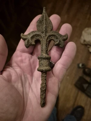 антикварный чугунный наконечник для забора - Изображение 1 из 4