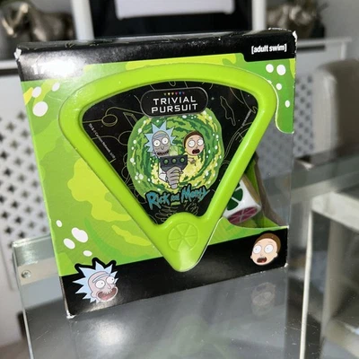Rick and Morty Trivial Pursuit Bitesize Card Game New & Unused Collectable 2019 - Image 1 of 4