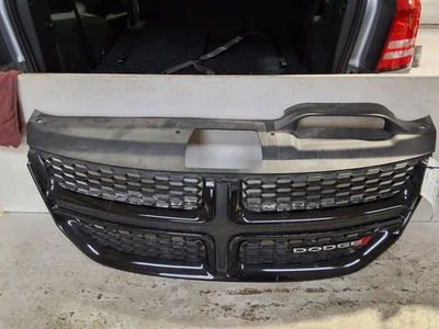 2011-2020 Dodge Journey Center Upper Grille Painted - Image 1 of 4