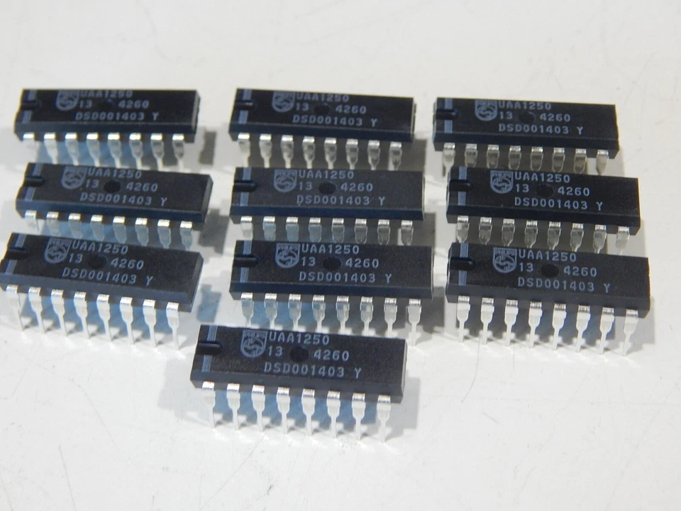 PHILIPS UAA1250 Quad 8 bits DAC con voltaje de riel a riel 16 DIP - LOTE DE 10 CIRCUITOS INTEGRADOS Foto 1 de 1