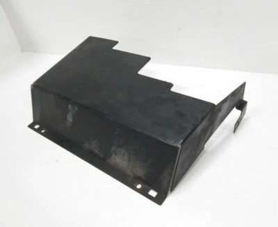 Защитный экран верхнего коллектора John Deere L118 L120 GX20414 - Изображение 1 из 3