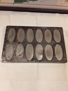 Vintage Heinlein Chocolate Mold No. 2063 - Picture 1 of 7