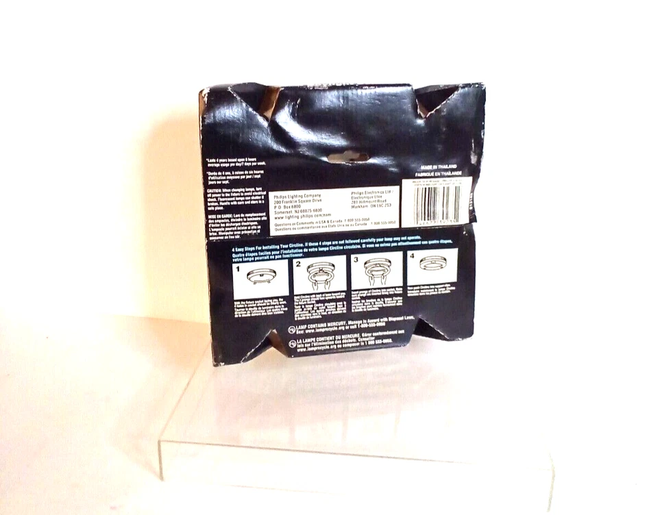 Philips 22 W T9 1.13 in. D X 8 in. L Circline Fluorescent Bulb Daylight Circular - Image 1 of 3