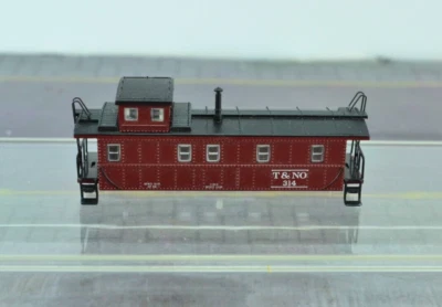 Marklin T&NO Texas & New Orleans Caboose Empty Shell Red Z Scale (Z6474) - Image 1 of 3