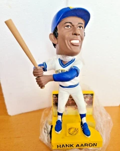 2010 MILWAUKEE BREWERS BOBBLEHEAD HANK AARON SGA 70s' Hammerin' Hank - Picture 1 of 3