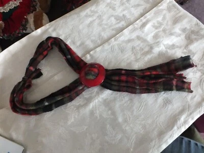 Collar bufanda polar reciclado reutilizado hebilla de plástico rojo negro verde Foto 1 de 2
