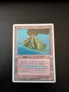 Volcanic Island - Magic The Gathering - MTG - FWB - LP - Italian - Picture 1 of 2